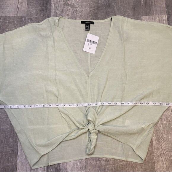 Forever 21 Mint Green Vented Tie Hem Top Size Small NWT - Picture 7 of 9